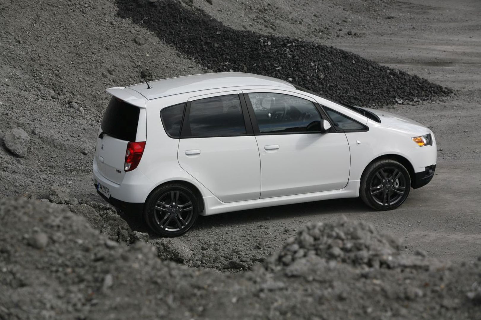 Mitsubishi Colt 5 Doors photo 28