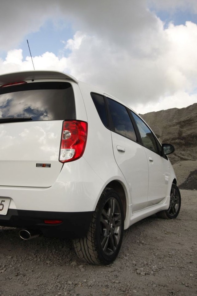 Mitsubishi Colt 5 Doors photo 31