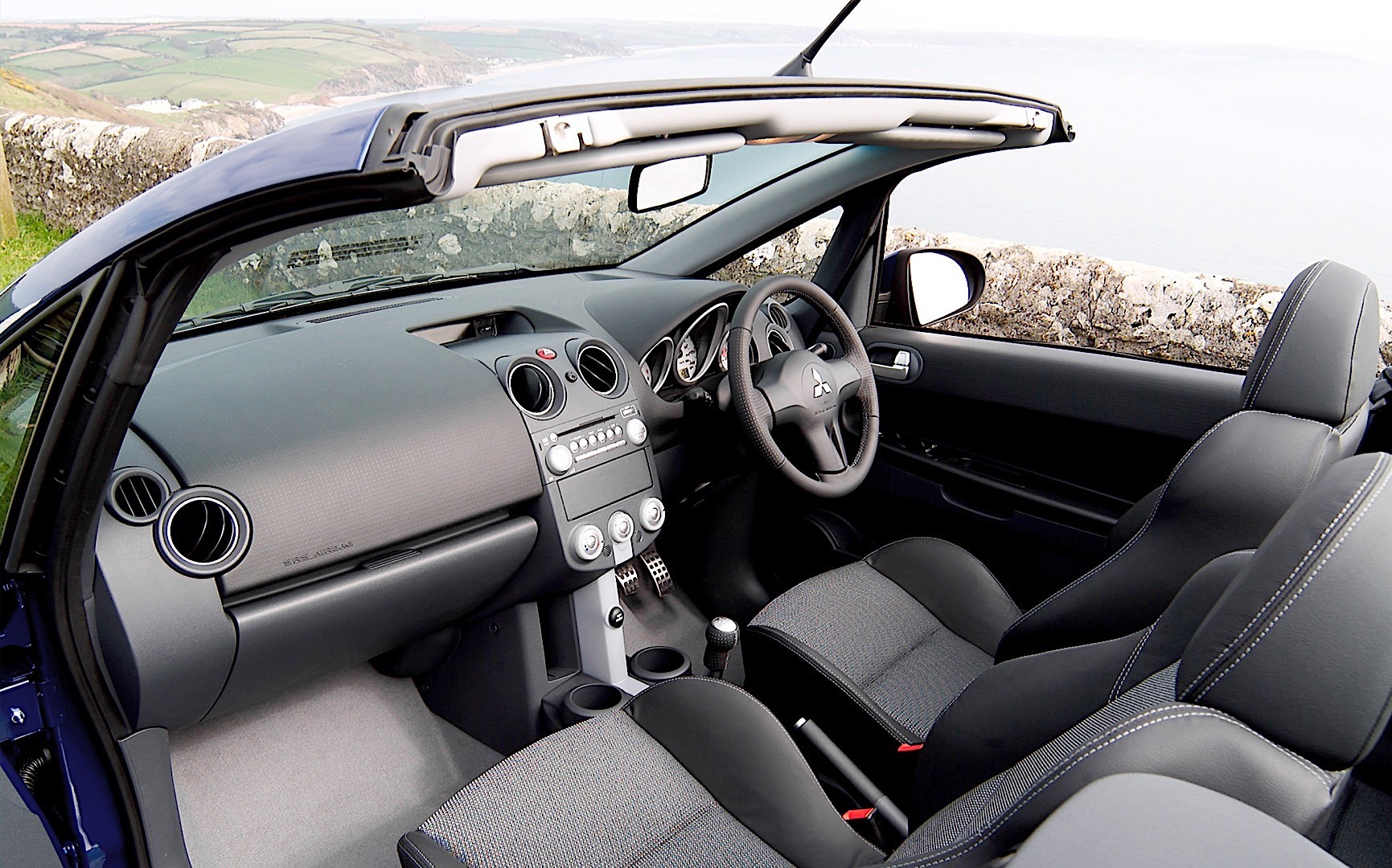 Mitsubishi Colt Czc photo 53