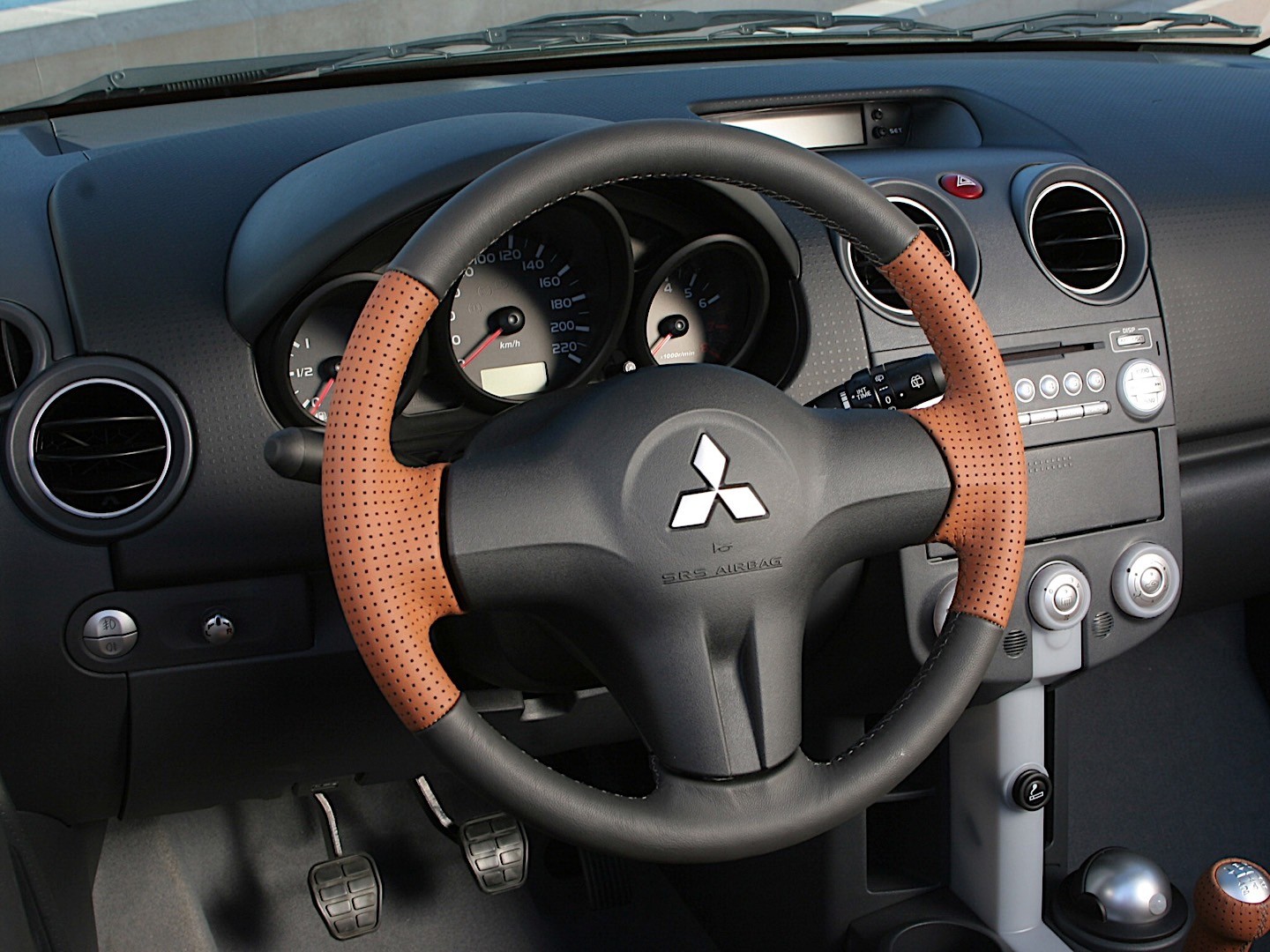 Mitsubishi Colt Czc photo 54