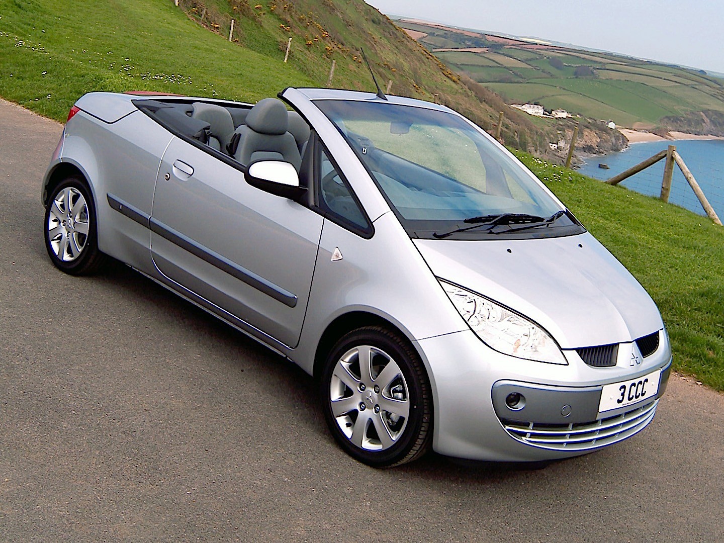 Mitsubishi Colt Czc photo 26