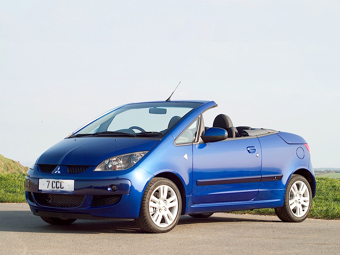 Mitsubishi Colt Czc photo 39