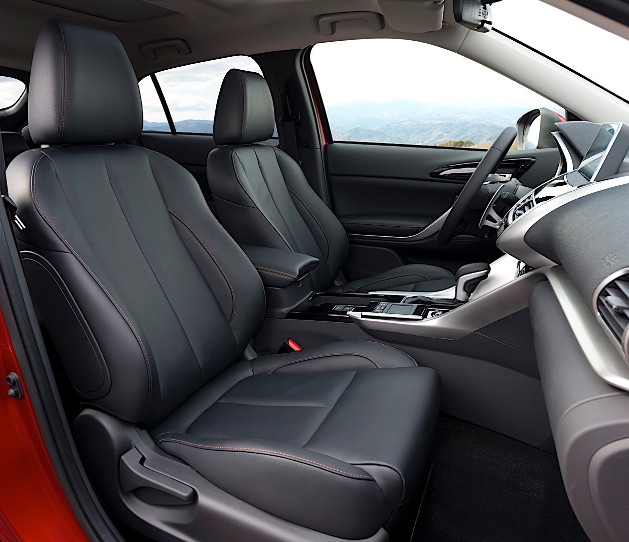 Mitsubishi Eclipse Cross photo 34