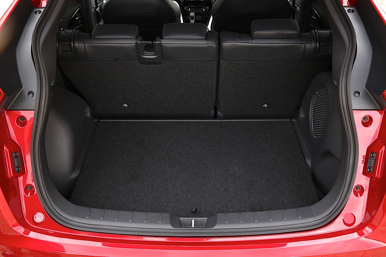 Mitsubishi Eclipse Cross photo 36