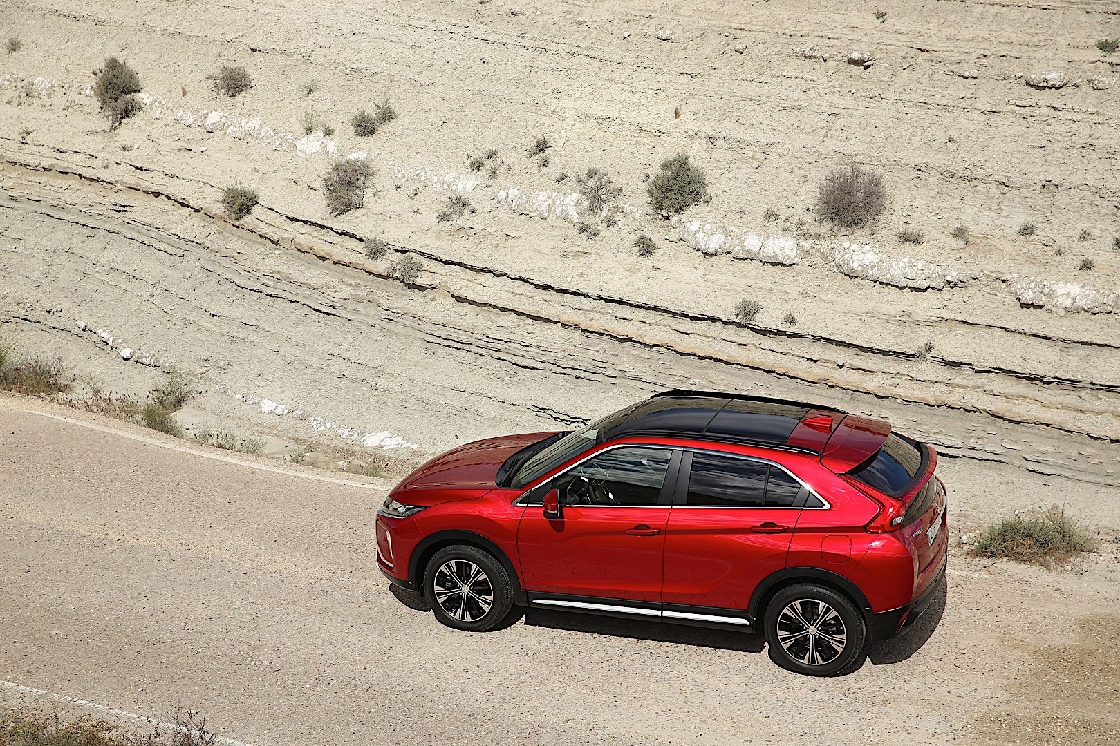 Mitsubishi Eclipse Cross photo 32