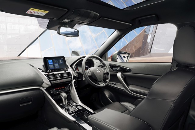 Mitsubishi Eclipse Cross photo 32