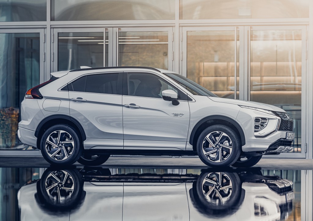 Mitsubishi Eclipse Cross photo 9