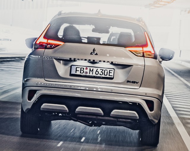 Mitsubishi Eclipse Cross photo 13