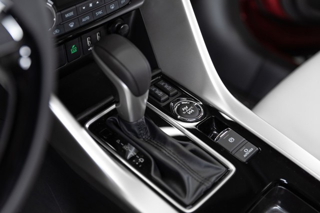 Mitsubishi Eclipse Cross photo 38