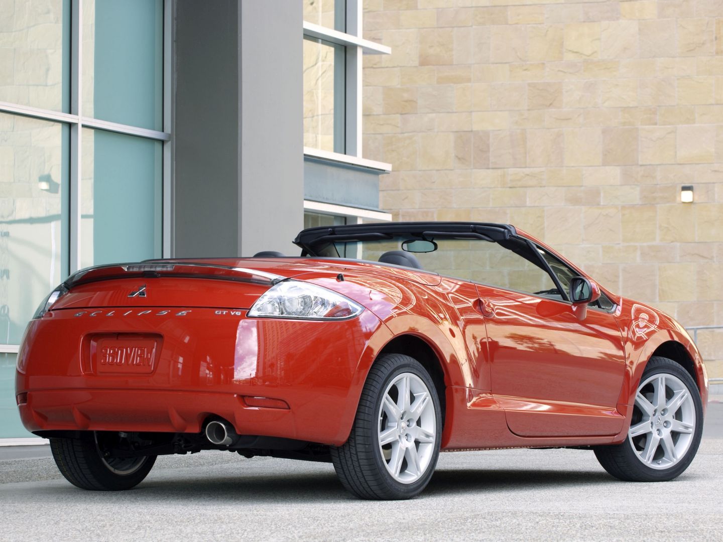 Mitsubishi Eclipse Spyder photo 22