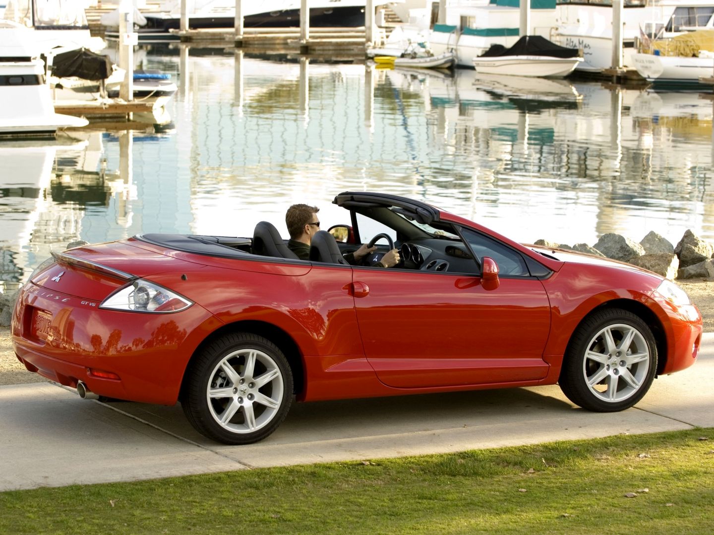 Mitsubishi Eclipse Spyder photo 24
