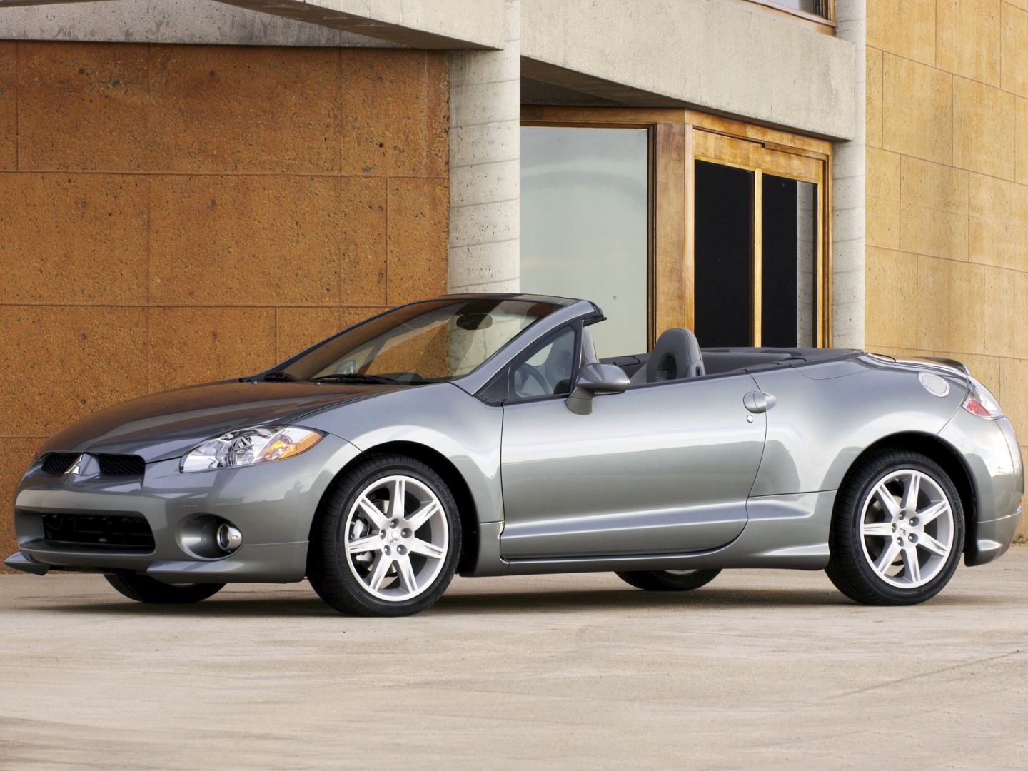 Mitsubishi Eclipse Spyder photo 36