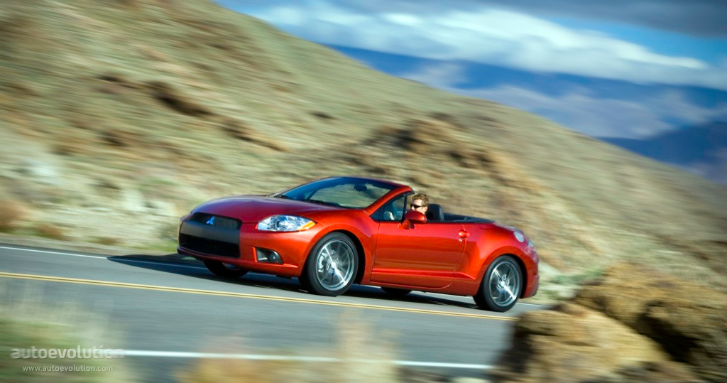 Mitsubishi Eclipse Spyder photo 2