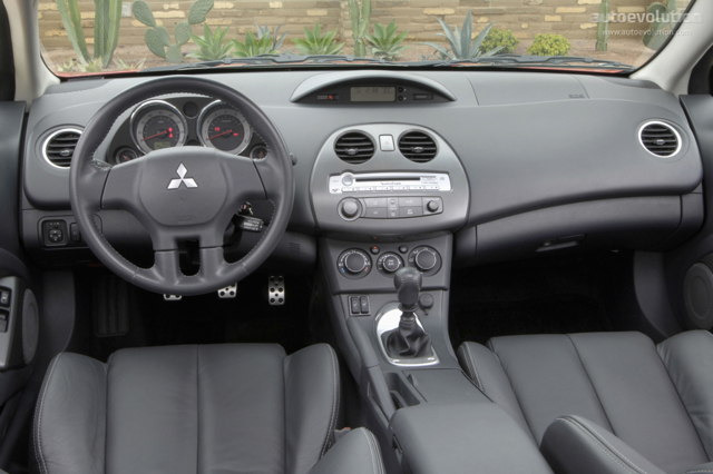 Mitsubishi Eclipse photo 9