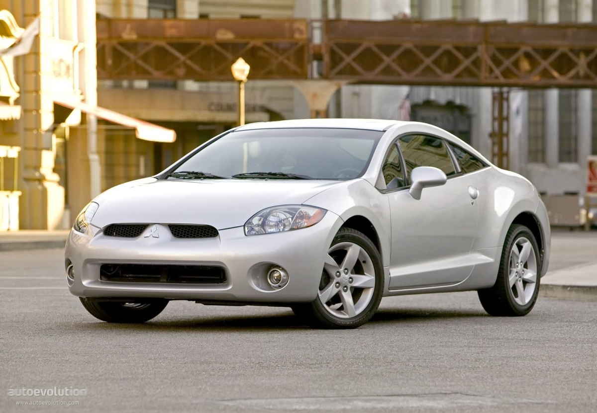 Mitsubishi Eclipse photo 2