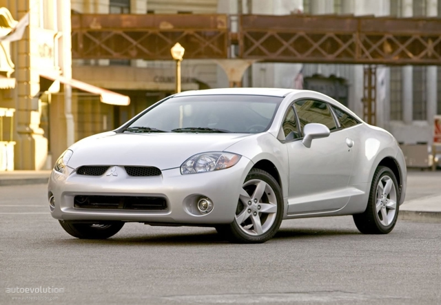 Mitsubishi Eclipse photo 2