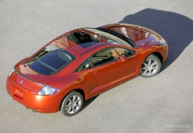 Mitsubishi Eclipse photo 3