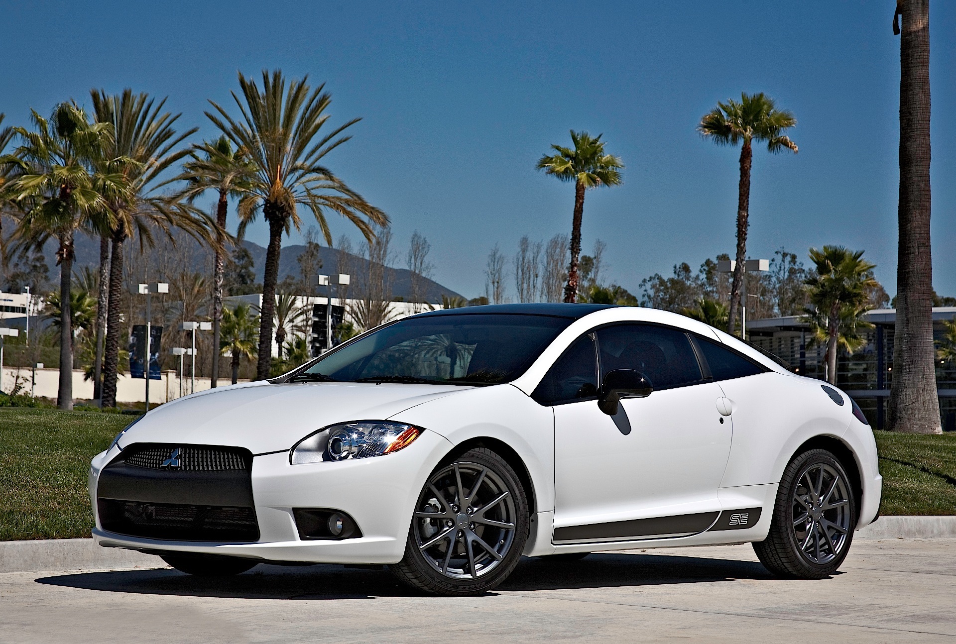 Mitsubishi Eclipse photo 20