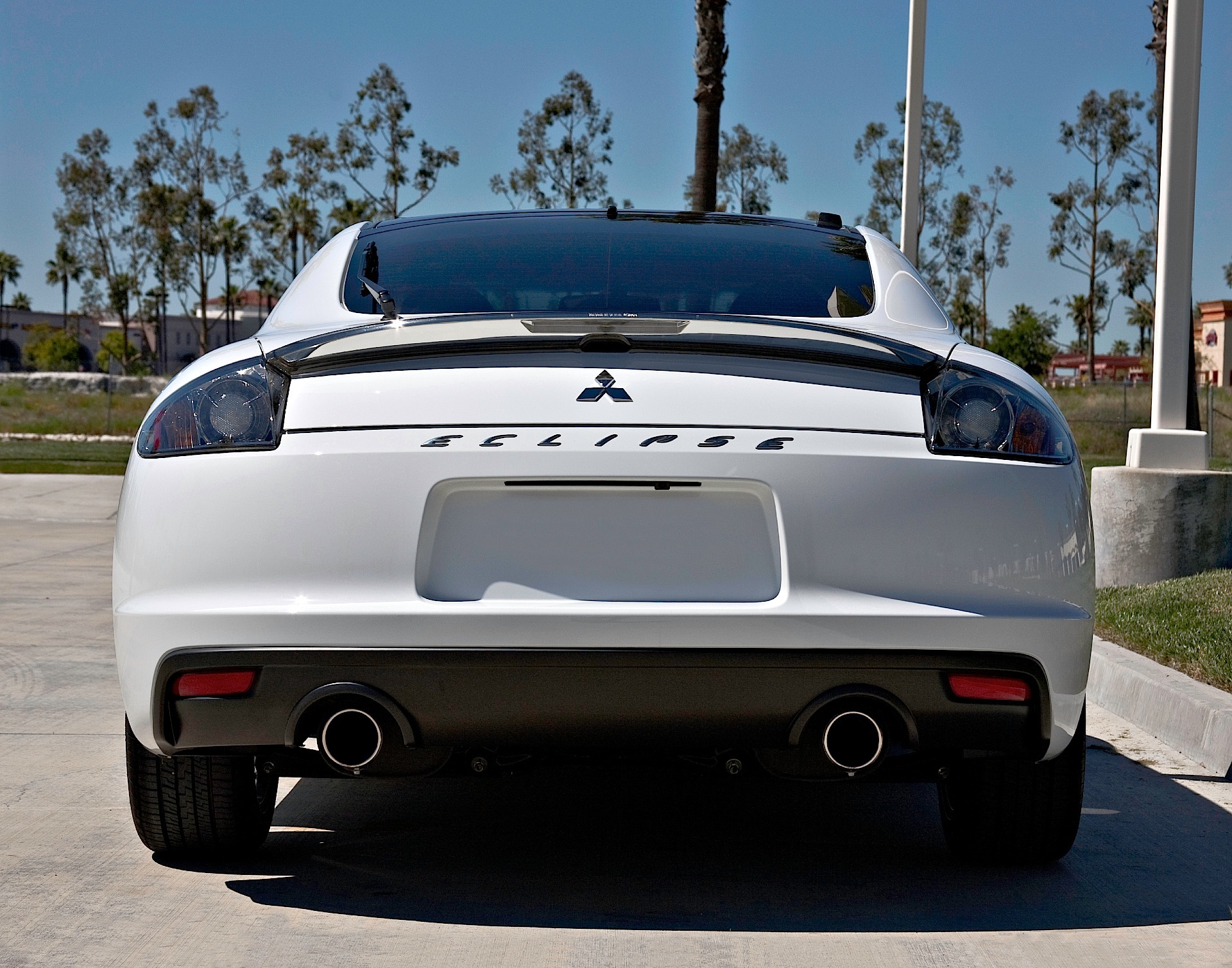 Mitsubishi Eclipse photo 24