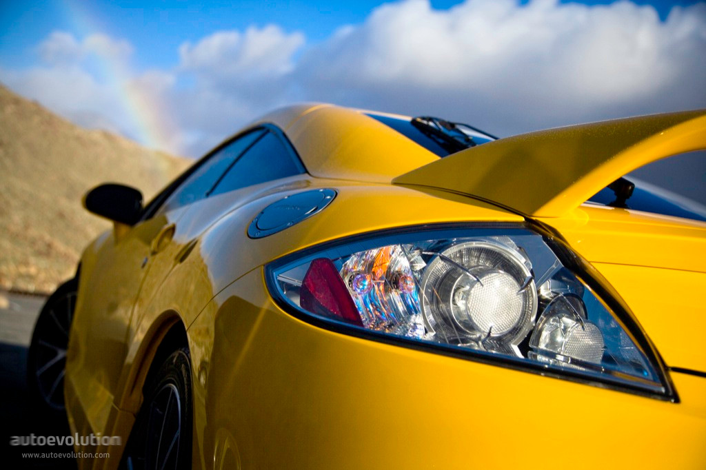 Mitsubishi Eclipse photo 17