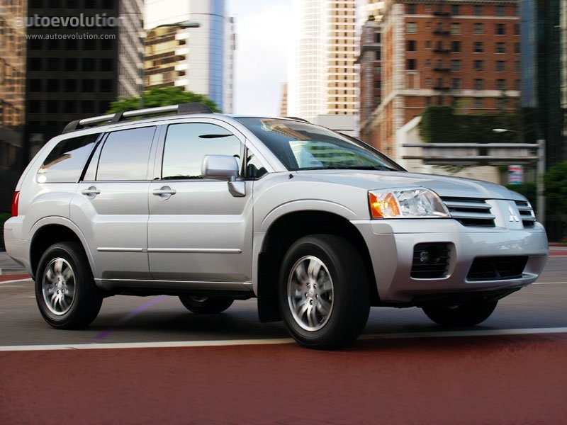 Mitsubishi Endeavor photo 6