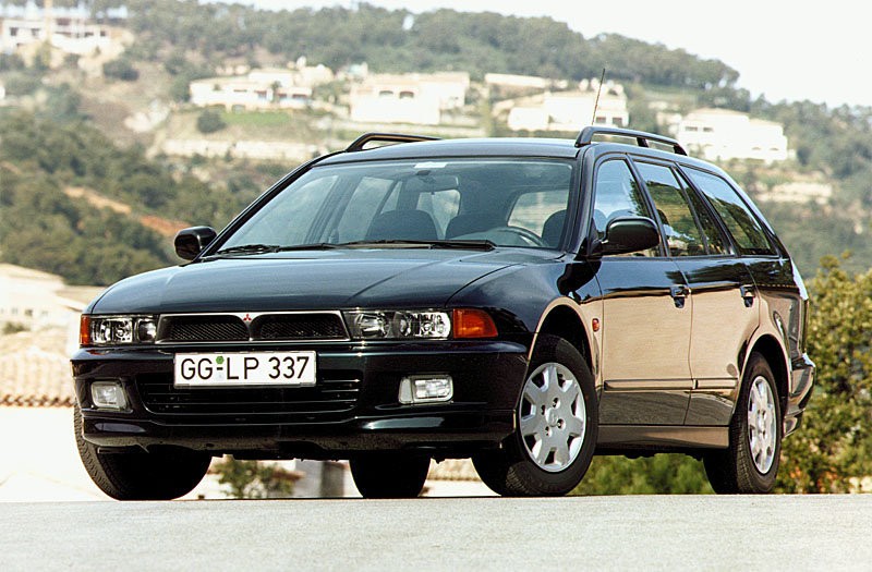 Mitsubishi Galant Station Wagon photo 3