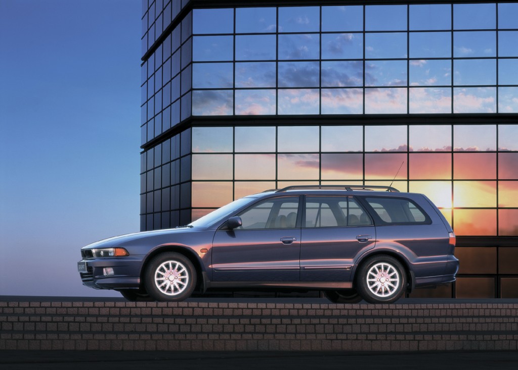 Mitsubishi Galant Station Wagon photo 4