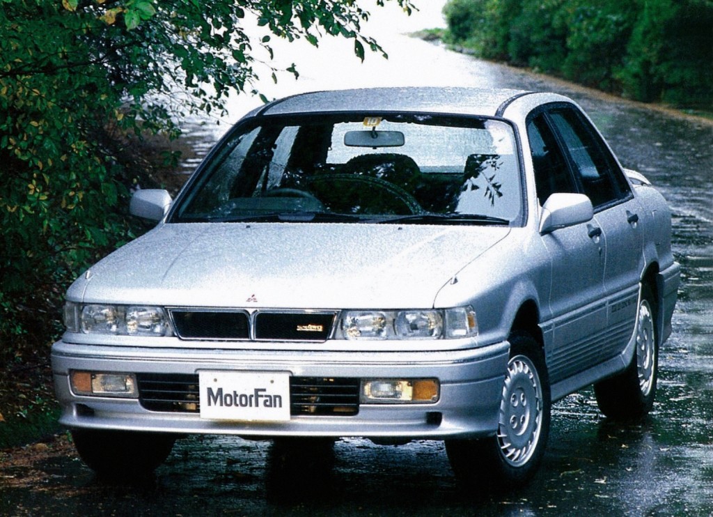 Mitsubishi Galant photo 9