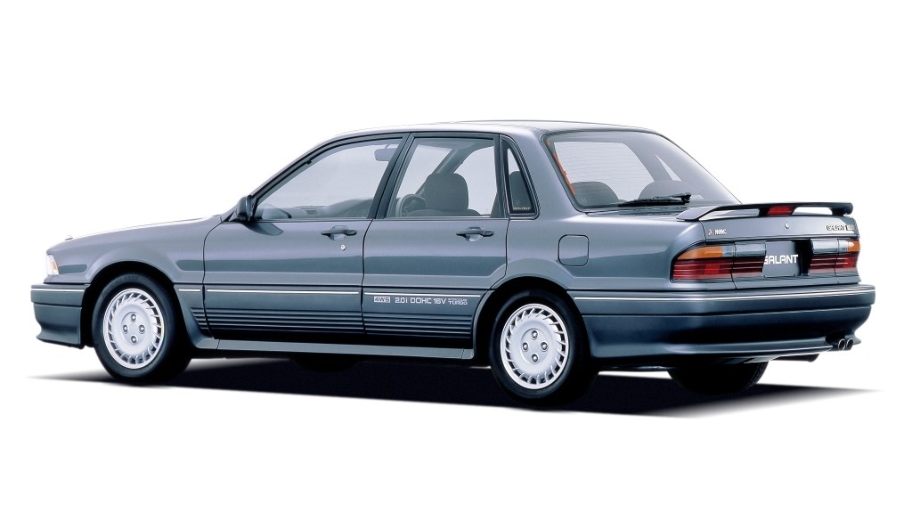 Mitsubishi Galant photo 10