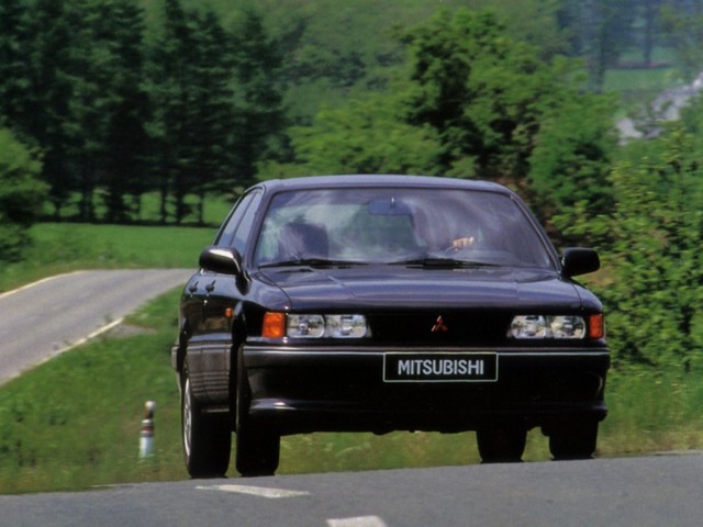 Mitsubishi Galant photo 4