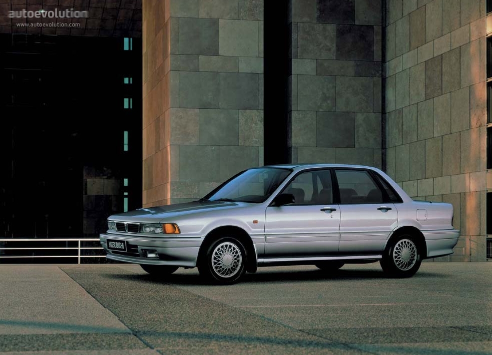 Mitsubishi Galant photo 2