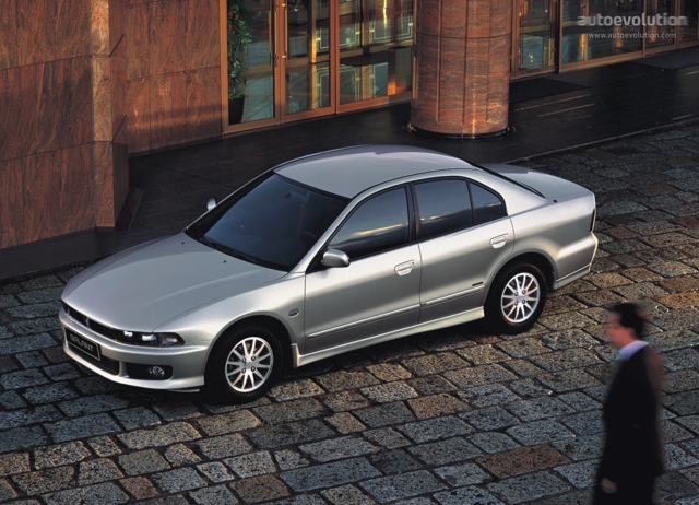 Mitsubishi Galant photo 2