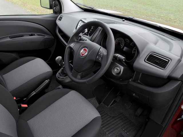 Mitsubishi Galant photo 43