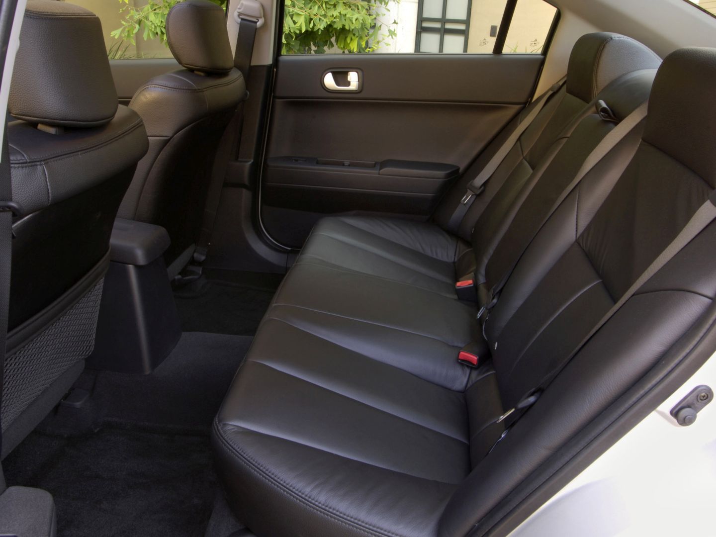 Mitsubishi Galant photo 49