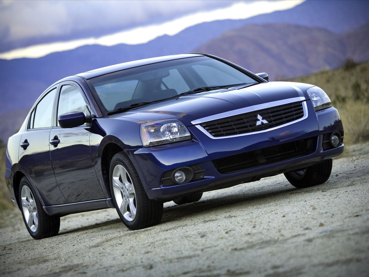 Mitsubishi Galant photo 12