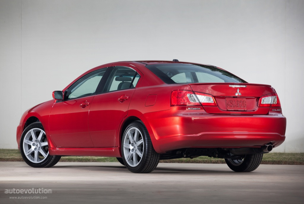 Mitsubishi Galant photo 2