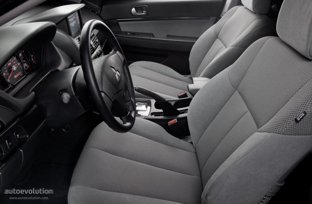 Mitsubishi Galant photo 30