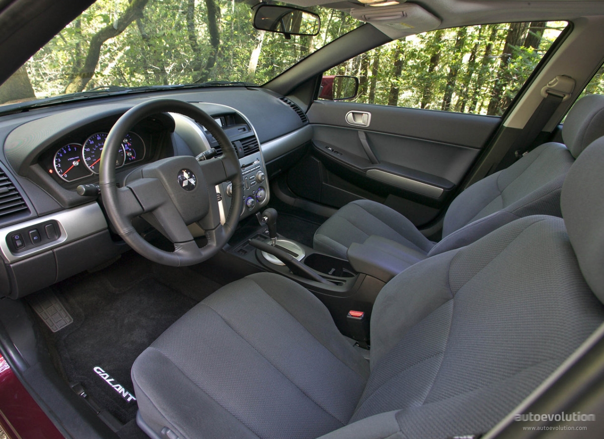 Mitsubishi Galant photo 7