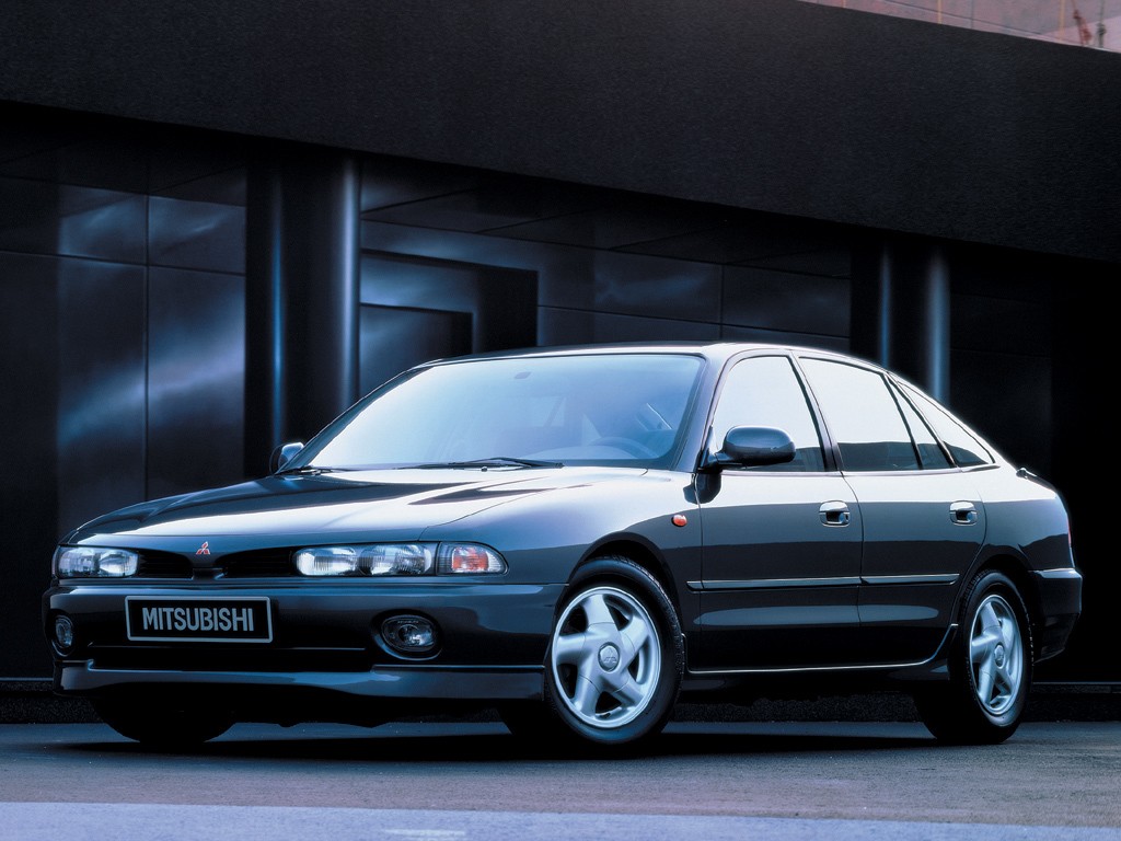 Mitsubishi Galant photo 2