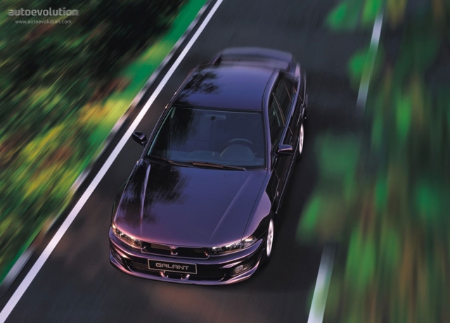 MITSUBISHI Galant