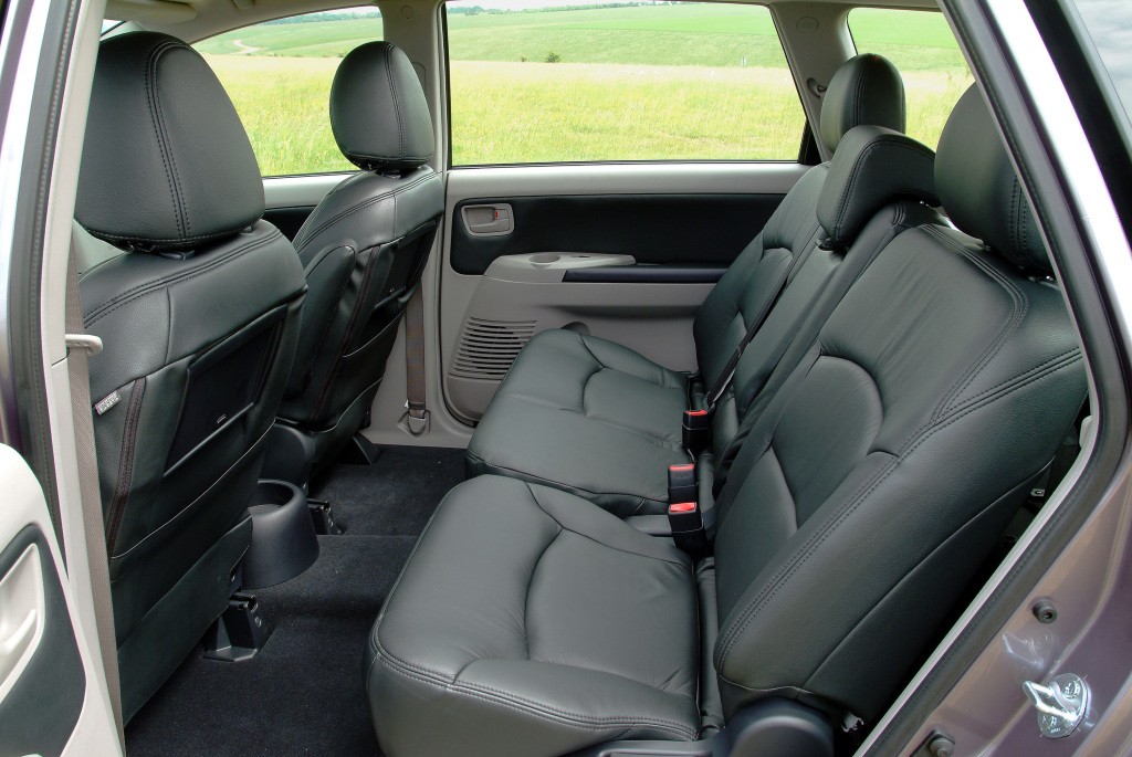 Mitsubishi Grandis photo 25