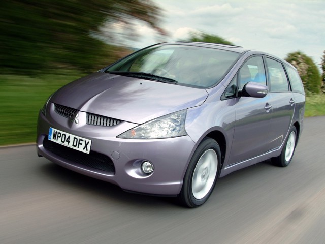 Mitsubishi Grandis photo 7