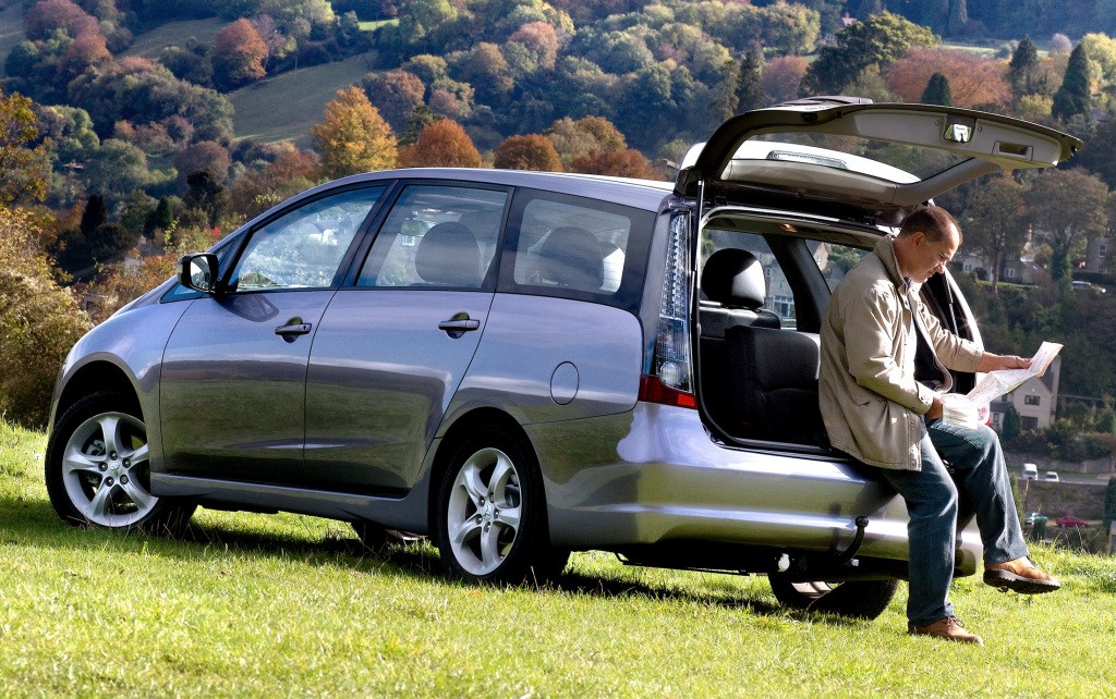 Mitsubishi Grandis photo 18