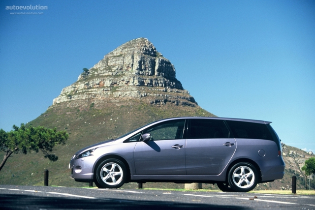 Mitsubishi Grandis photo 2