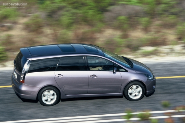 Mitsubishi Grandis photo 6