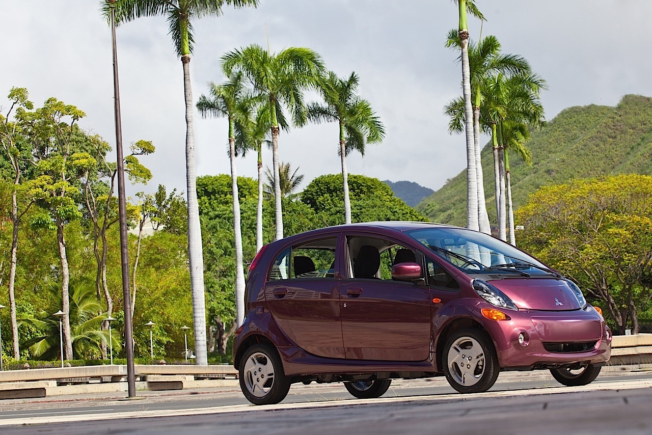 Mitsubishi I-Miev photo 8