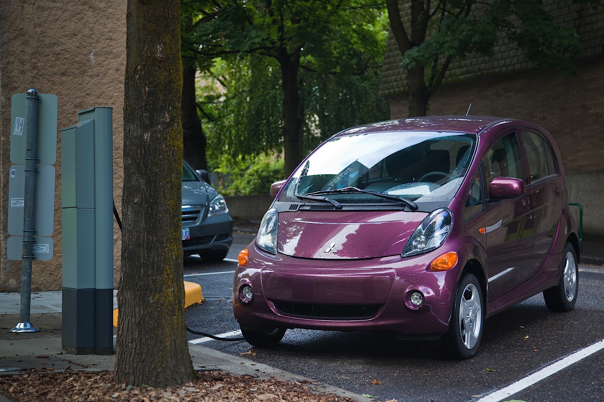 Mitsubishi I-Miev photo 9