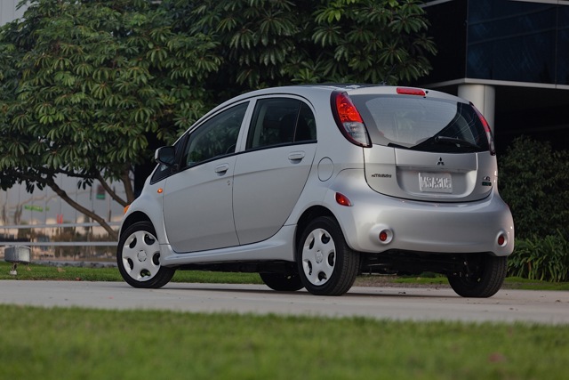 Mitsubishi I-Miev photo 16