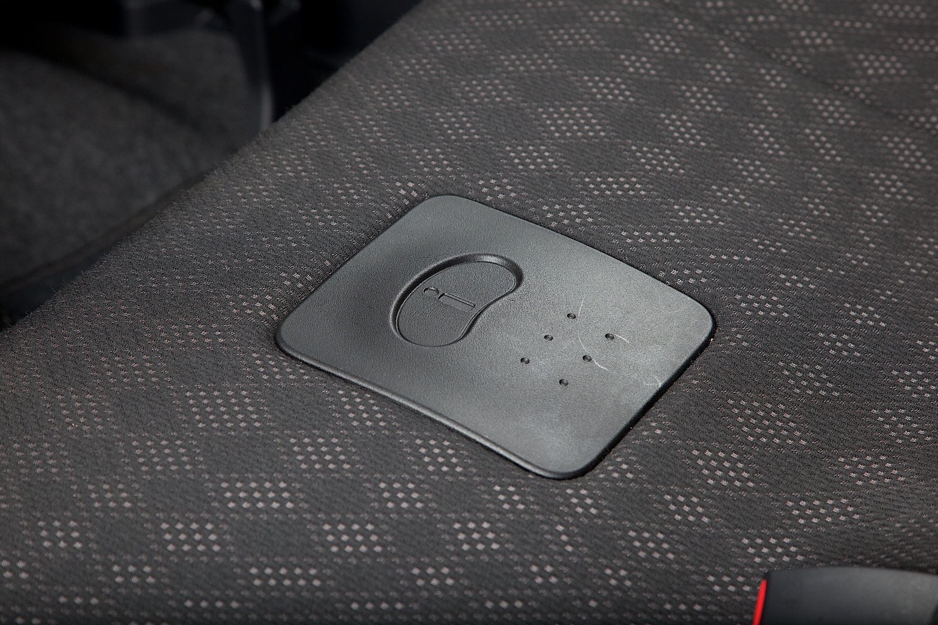 Mitsubishi I-Miev photo 34