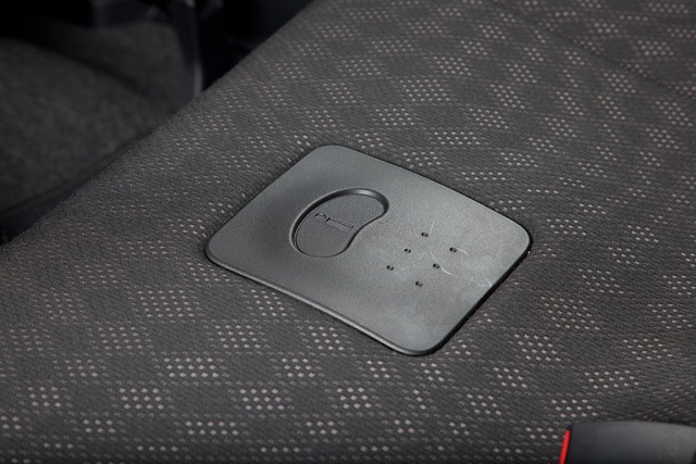 Mitsubishi I-Miev photo 34
